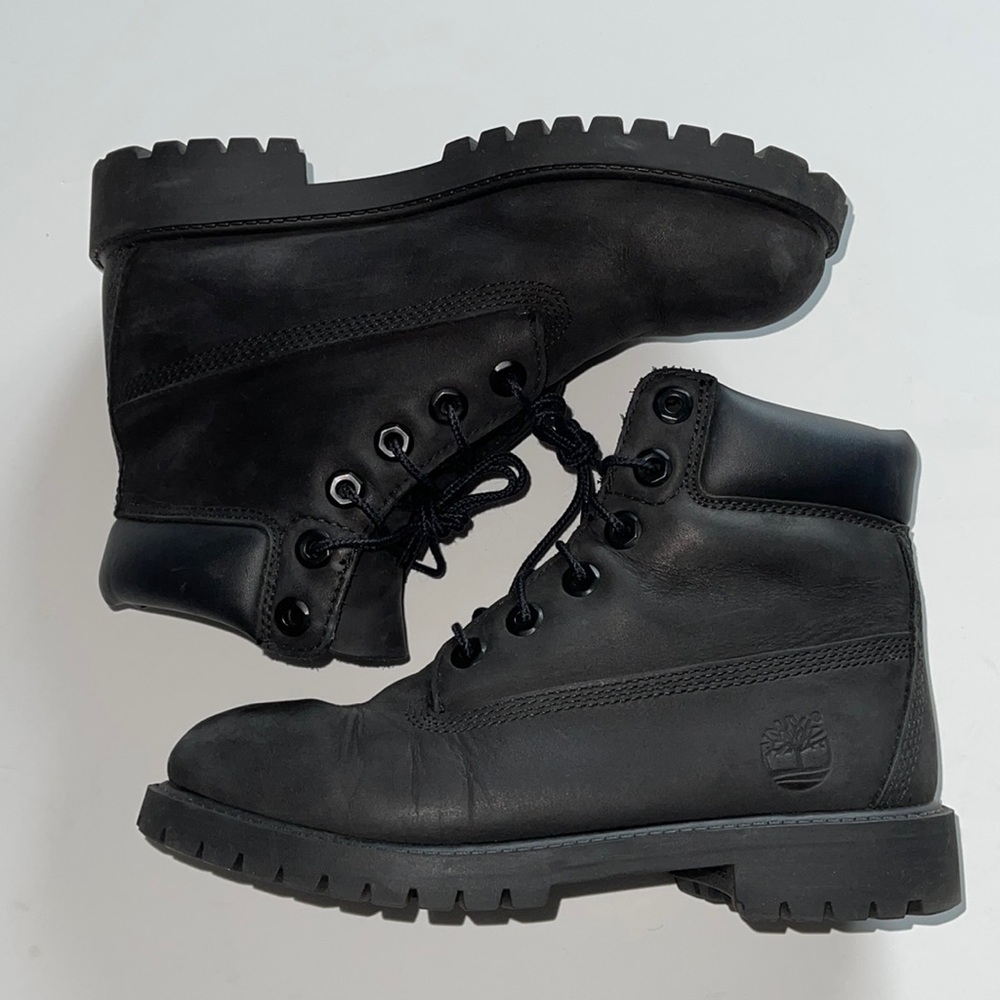 Timberland Boots - Picture 2 of 7